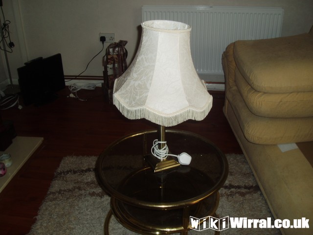 Attached picture table lamp.JPG